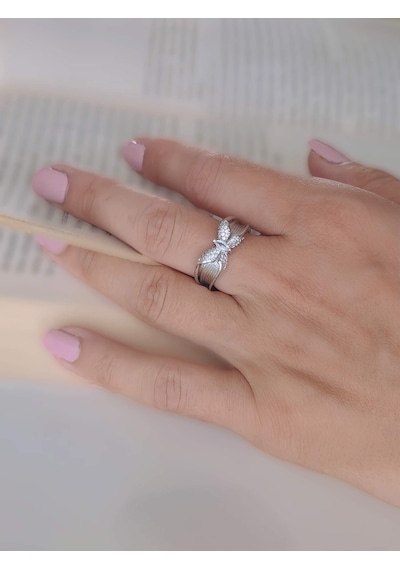 Kelebek Model Zirkon Taşlı Ayarlanabilir Silver Gümüş Renkli Yüzük Silver
