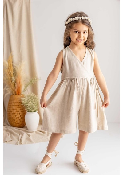 Oliven The Kid Oliventhekid Bej Naturel Keten Pileli Kolsuz Anvelop Yanlardan Bağcıklı Kız Çocuk Tulum Bej Bej