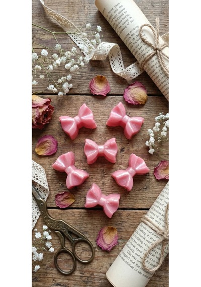 12'li Pembe Simli Fiyonk Desenli Vegan Buhurdanlık Soya Mum
