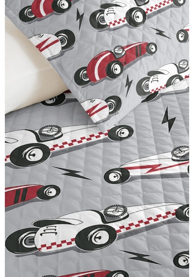 Evimde Bambaşka Araba Gri Erkek Çocuk Pike Takımı-retro Yarış Konseptli Kırmızı Bebek Odası Yatak Örtüsü-160x220 CM
