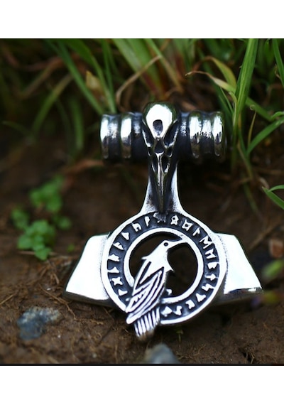 Kuzgun & Runik Detaylı Viking Thor Un Çekici Mjolnir Kolye
