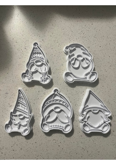 Yılbaşı Temalı Sakallı Cüce Gnome Figürlü 5'li Kurabiye Kalıbı Seti Çok Renkli