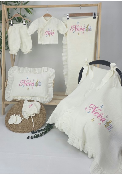 Gros Shop Müslin Yeni Doğan 4katlı Organik %100pamuk Kişiye Özgü Nakışlı Hastane Çıkış Seti Nota Model Ekru-1