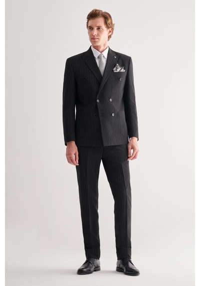 İmza Siyah Kırlangıç Yaka Çizgili Kruvaze 6 Drop Slim Fit Tam Astar Esnek Takım Elbise 1001255154 İmza Siyah Kırlangıç Yaka Çizgili Kruvaze 6 Drop Slim Fit Tam Astar Esnek Takım Elbise 1001255154