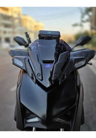 Motocam Yamaha Xmax Ön Cam 2023-2026 Model 36cm Siyah Renkli 4mm Sportif