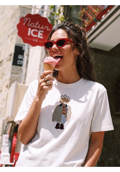 Onloox Kadın Beyaz Beyaz Pamuklu Kısa Kollu Relaxed Fit Köpek Nakışlı Taş İşlemeli T-shirt Onloox Kadın Beyaz Beyaz Pamuklu Kısa Kollu Relaxed Fit Köpek Nakışlı Taş İşlemeli T-shirt