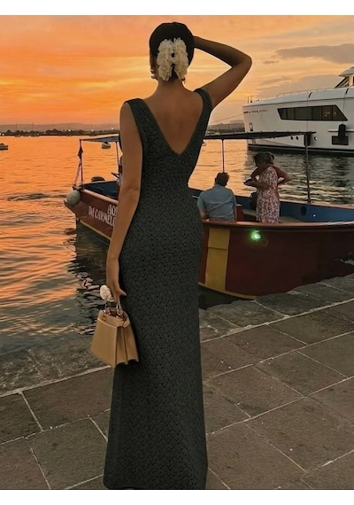 Modi Kadın Askılı V Yakalı Uzun Triko Elbise Siyah