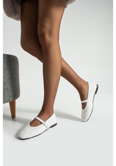 Dabab Shoes Elvıa Beyaz Kadın Örgü Dokulu Bilekten Bantlı Tokalı Mary Jane Düz Ayakkabı Babet Dabab Shoes Elvıa Beyaz Kadın Örgü Dokulu Bilekten Bantlı Tokalı Mary Jane Düz Ayakkabı Babet