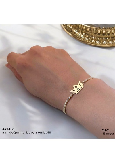 Archin Yay Burçlarına Özel Beyaz Taş Detaylı Taç Motifli 14 Ayar Altın Plakalı Hediye Bileklik-471burç Yay Archin Yay Burçlarına Özel Beyaz Taş Detaylı Taç Motifli 14 Ayar Altın Plakalı Hediye Bileklik-471burç Yay
