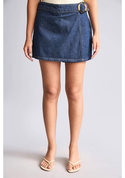 Defacto %100 Pamuk Asimetrik Kesim Mini Jean Şort I3185ax26hsnm82 Mavi-nm82