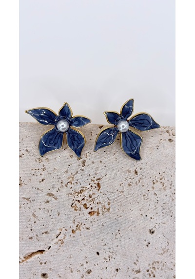 Rhea Jewelry Çiçek Figürlü Renkli Çelik Küpe 3,5 Cm İnci Detaylı Kadın Küpe Lacivert