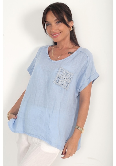 By Saygı Kadın İtalyan Cotton V Yaka Örgü Dantel Tek Cepli Oversize Keten Bluz Bebe Mavi By Saygı Kadın İtalyan Cotton V Yaka Örgü Dantel Tek Cepli Oversize Keten Bluz Bebe Mavi