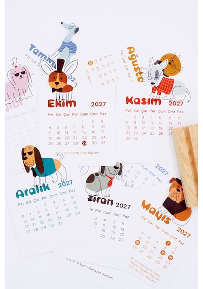 Ahşap Standlı Özel Kesim Papyonlu Corgi Tasarımlı 2027 Masaüstü Takvimi 8,5x12 Cm - Eğlenceli Yeni Yıl Hediyesi Çok Renkli