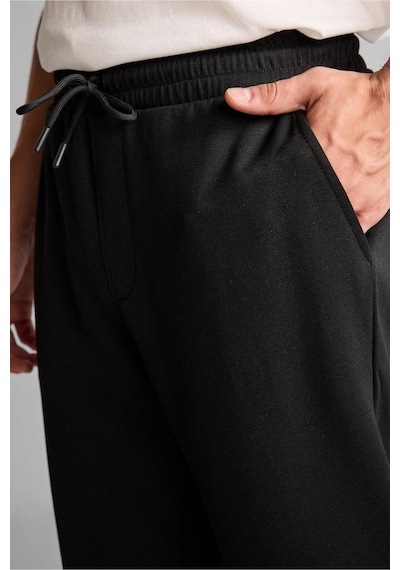 Defacto Ultra Yumuşak Slim Fit Standart Paça Skuba Dalgıç Kumaş Jogger Eşofman Altı Z9112az26aubk81 Siyah-bk81