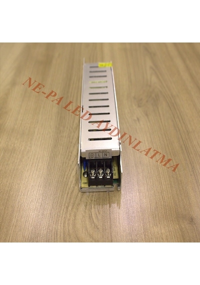 12Volt 10 Amper Slim İnce Kasa Şerit Led Trafosu Adaptörü 12V 10A
