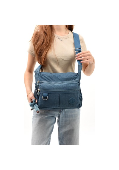 Çapraz Askılı Ultra Hafif Çok Cepli Bayan Omuz Çantası Mavi Model: 571-6d - Mavi
