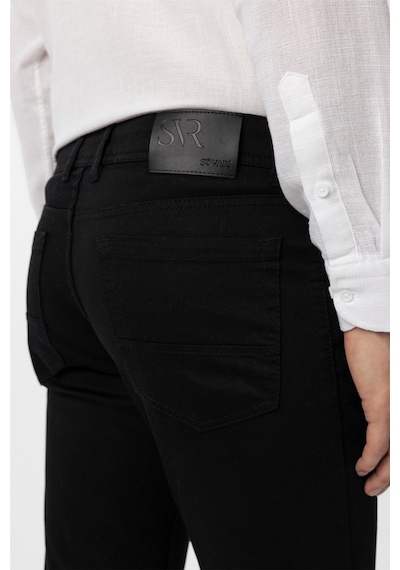 Süvari Siyah Slim Fit 5 Cep Kalıp Armürlü Kanvas Pantolon-35421 Siyah Süvari Siyah Slim Fit 5 Cep Kalıp Armürlü Kanvas Pantolon-35421 Siyah