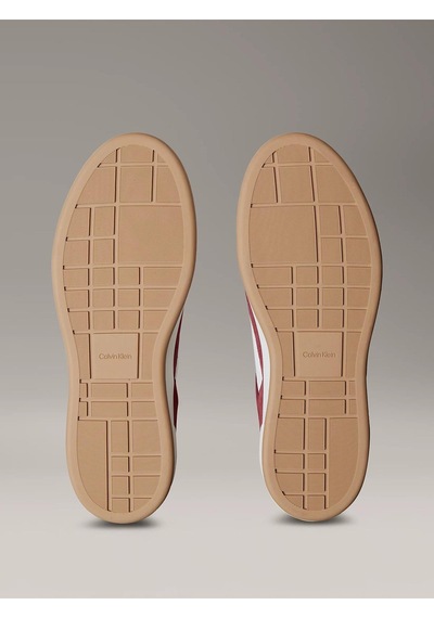 Calvin Klein Erkek Düşük Bilekli Yüksek Taban Nefes Alabilen Üst Yüzeyli Deri Beyaz-kırmızı Sneaker Ym0ym01354-0k-10199 Beyaz-kırmızı Calvin Klein Erkek Düşük Bilekli Yüksek Taban Nefes Alabilen Üst Yüzeyli Deri Beyaz-kırmızı Sneaker Ym0ym01354-0k-10199 Beyaz-kırmızı