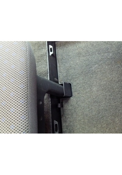Toyota Yaris Verso Koltuklardaki Delikler İçin Kapak Kılıfı