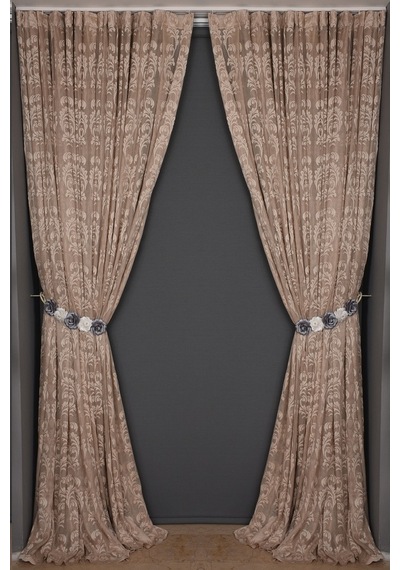Sarmaşık Vizon Dikilmiş Pileli Fon Perde 300x260 Cm Sarmaşık Vizon Dikilmiş Pileli Fon Perde 300x260 Cm