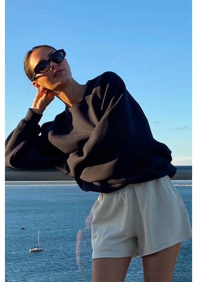 Madmext Madmext MG1559 Bisiklet Yaka Basic Kadın Sweatshirt - Siyah