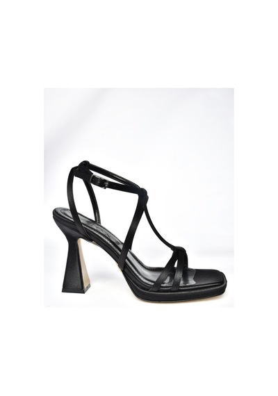 Fox Shoes P569213304 Siyah Saten Kumaş Kalın Topuklu Kadın Ayakkabı Siyah