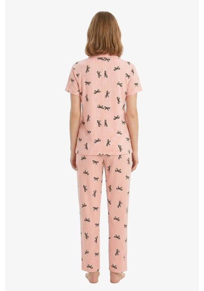 Cottonhill Pudra Çizgi Desenli Yumuşak Dokulu Gömlek Yaka Kadın Pijama Takımı