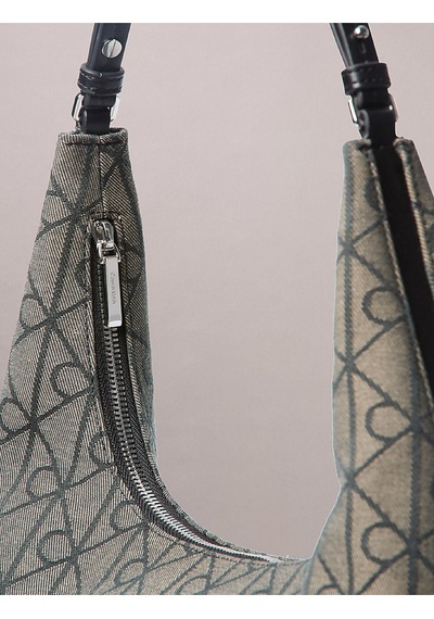 Calvin Klein Kadın Emblem Jacquard Omuz Çantası-15909 Bej - Siyah