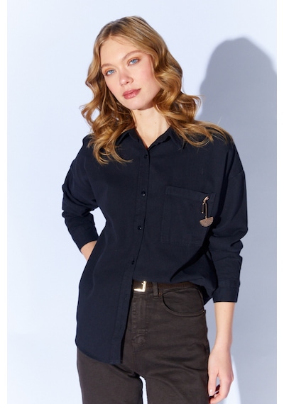 Manche Siyah Broş Detaylı Oversize Tek Cepli Gabardin Gömlek Mkw168174-01