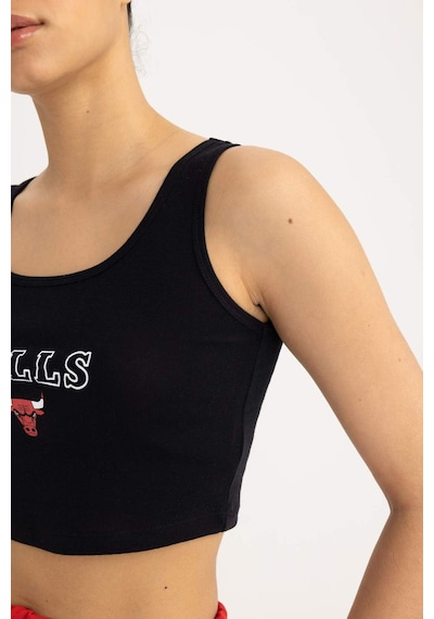 DeFactoFit NBA Chicago Bulls Cropped Fit Bisiklet Yaka Atlet B9961AX24SMBK81