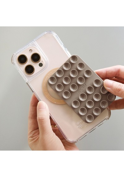 Skinarma Stax Magnetik Vakumlu Düz Zemin Telefon Tutucu Kahverengi