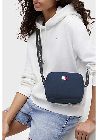 Tommy Jeans Logolu Ayarlanabilir Askılı Çanta Kadın Çanta Aw0aw18769 C1g Lacivert