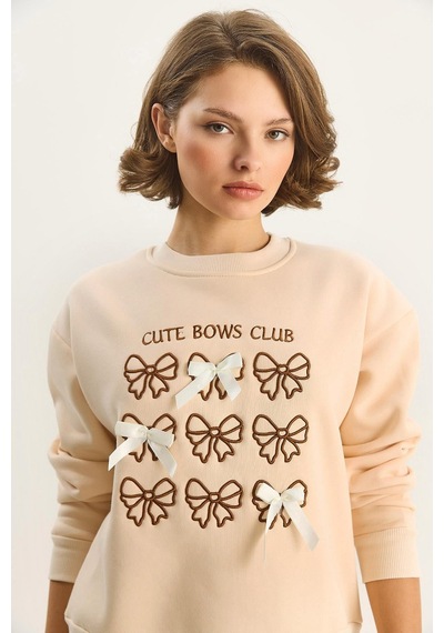 Shade Kadın Fiyonk Nakışlı Kurdele Aksesuarlı Üç İplik Şardonlu Sweatshirt 60601048 - Bej