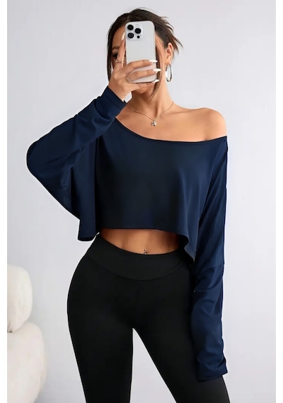 Kadın Düşük Omuz Kayık Yaka Oversize Uzun Kollu Crop T-shirt Lacivert