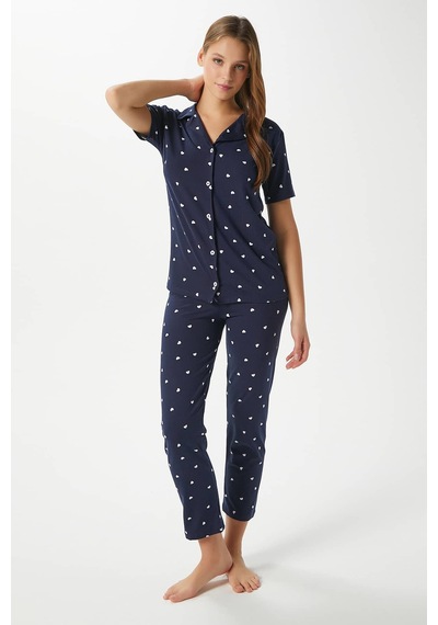 Ritnice Kadın Mia Yumuşak Doku Lacivert Kalp Desen Ön Düğmeli Kısa Kollu Pijama Takımı Lacivert
