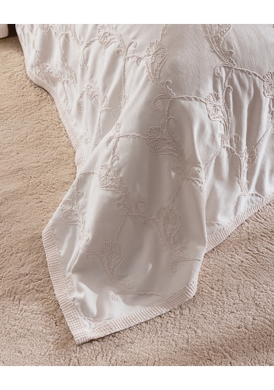 Madame Coco Fleuve Çift Kişilik Brodeli Pike Takımı - Beyaz 8684427226049