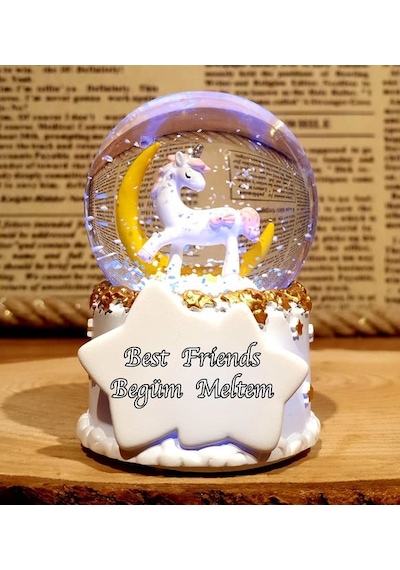 Kişiye Özel Arkadaşa Yılbaşı Hediyesi Unicorn Renk Değiştiren Işıklı Kar Küresi