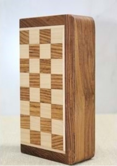Özel Vernikli Mıknatıs Taşlı Ahşap Katlanabilir Kutulu Satranç Oyunu 12.5 Cm G220
