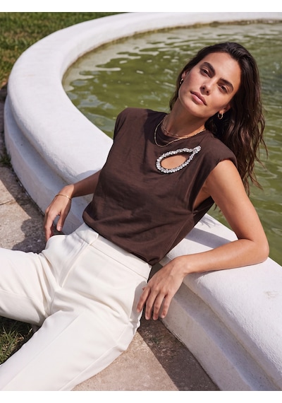 Onloox Kadın Acı Kahve Acı Kahve Pamuklu Vatkalı Omuz Detaylı Rahat Kalıp Taş İşlemeli Pencere Detaylı T-shirt Acı Kahverengi