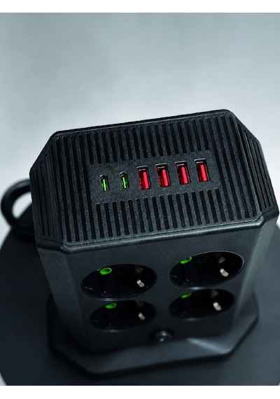 8'li Dikey Çoklu Priz 4 Usb 2 Type-c Girişli Akım Korumalı Uzatma Prizi 0