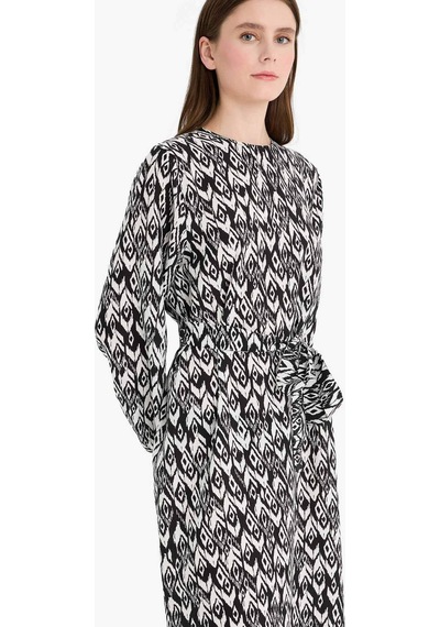 Defacto Regular Fit Bisiklet Yaka Desenli Uzun Kollu Kuşaklı Maxi Elbise D9835ax25smbk81 Siyah Defacto Regular Fit Bisiklet Yaka Desenli Uzun Kollu Kuşaklı Maxi Elbise D9835ax25smbk81 Siyah