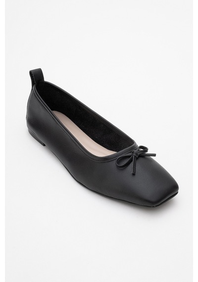 Luvishoes Luvi Shoes Sosa Siyah Cilt Hakiki Deri Küt Burunlu Fiyonklu Kadın Babet Ayakkabı Siyah Cilt