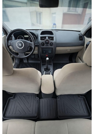 Renault Megane 2 2002-2009 5d Havuzlu Paspas Sedan