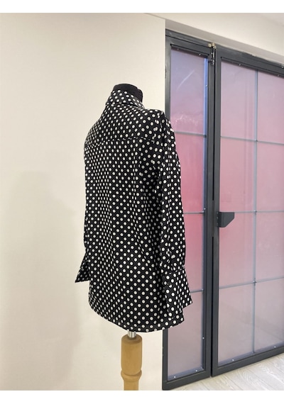Pera Moda Puantiye Desenli Paris Fularlı Gömlek Siyah - Beyaz