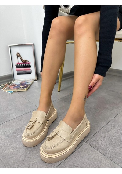 Erva'nın Butiği Bej Süet Line Püskül Detay Kadın Loafer-4887