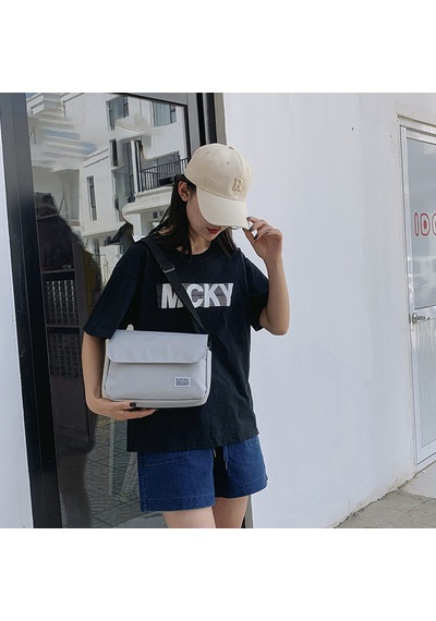 Dachuang "günlük Kullanım Ve Seyahat İçin Flep Kapanışlı Katı Siyah Naylon Crossbody Çanta" Red