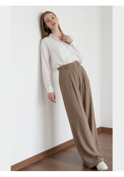 Pera Moda Oversize Arkası Uzun Tiril Tiril Viskon Kadın Gömlek Beyaz