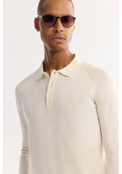 Avva Erkek Ekru Polo Yaka Düğmeli Soft Touch Dokulu Triko Regular Fit Kazak A52y5030 Avva Erkek Ekru Polo Yaka Düğmeli Soft Touch Dokulu Triko Regular Fit Kazak A52y5030