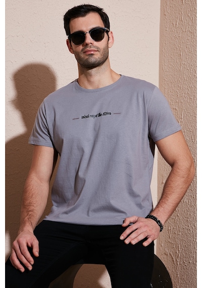 Buratti Pamuklu Slim Fit Bisiklet Yaka Erkek T Shirt 541Wind Açık Gri Buratti Pamuklu Slim Fit Bisiklet Yaka Erkek T Shirt 541Wind Açık Gri