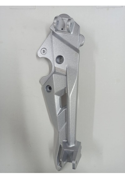 RKS RN180 RNX PLUS 125 ARKA BASAMAK DESTEK DEMİRİ SAĞ